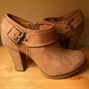 Softt Brown Suede Leather Ankle Boot 7M